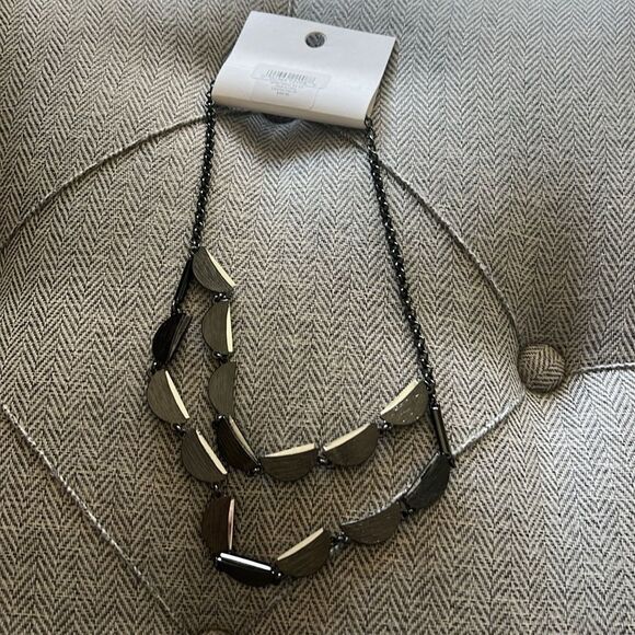 NWT Coldwater Creek Jewelry Collection double layer Crescent Halfmoon necklace - Picture 4 of 13